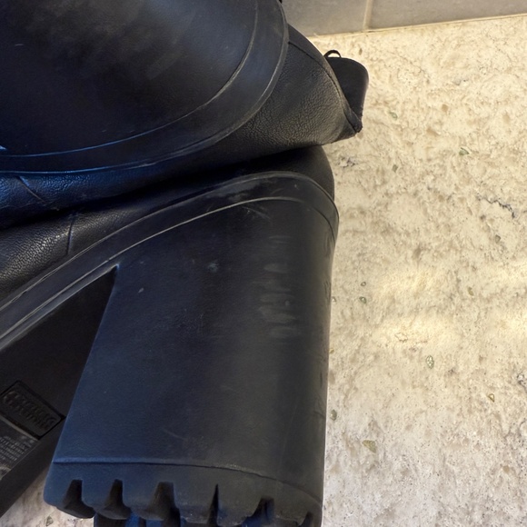 Divided  by H&M Chelsea chucnky black boots stretch ankle - Picture 11 of 12